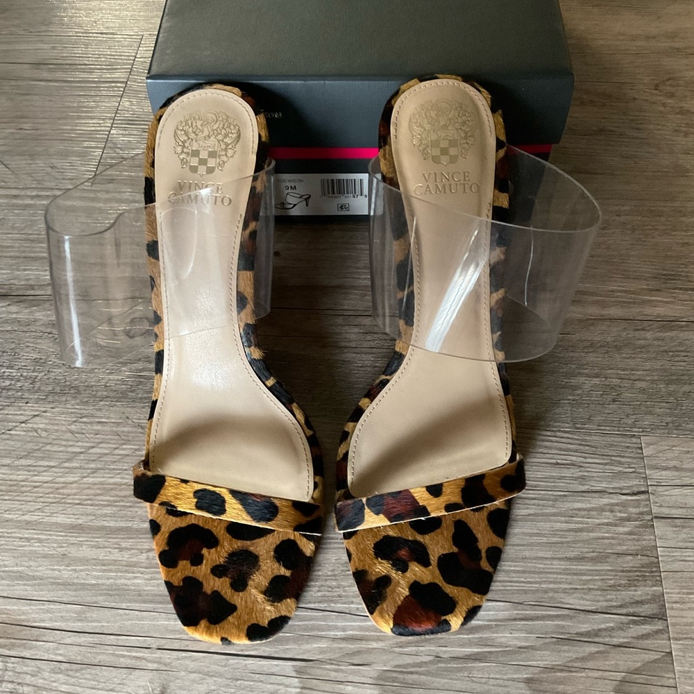 VINCE CAMUTO Ashta Leather Leopard High Heels/Mules